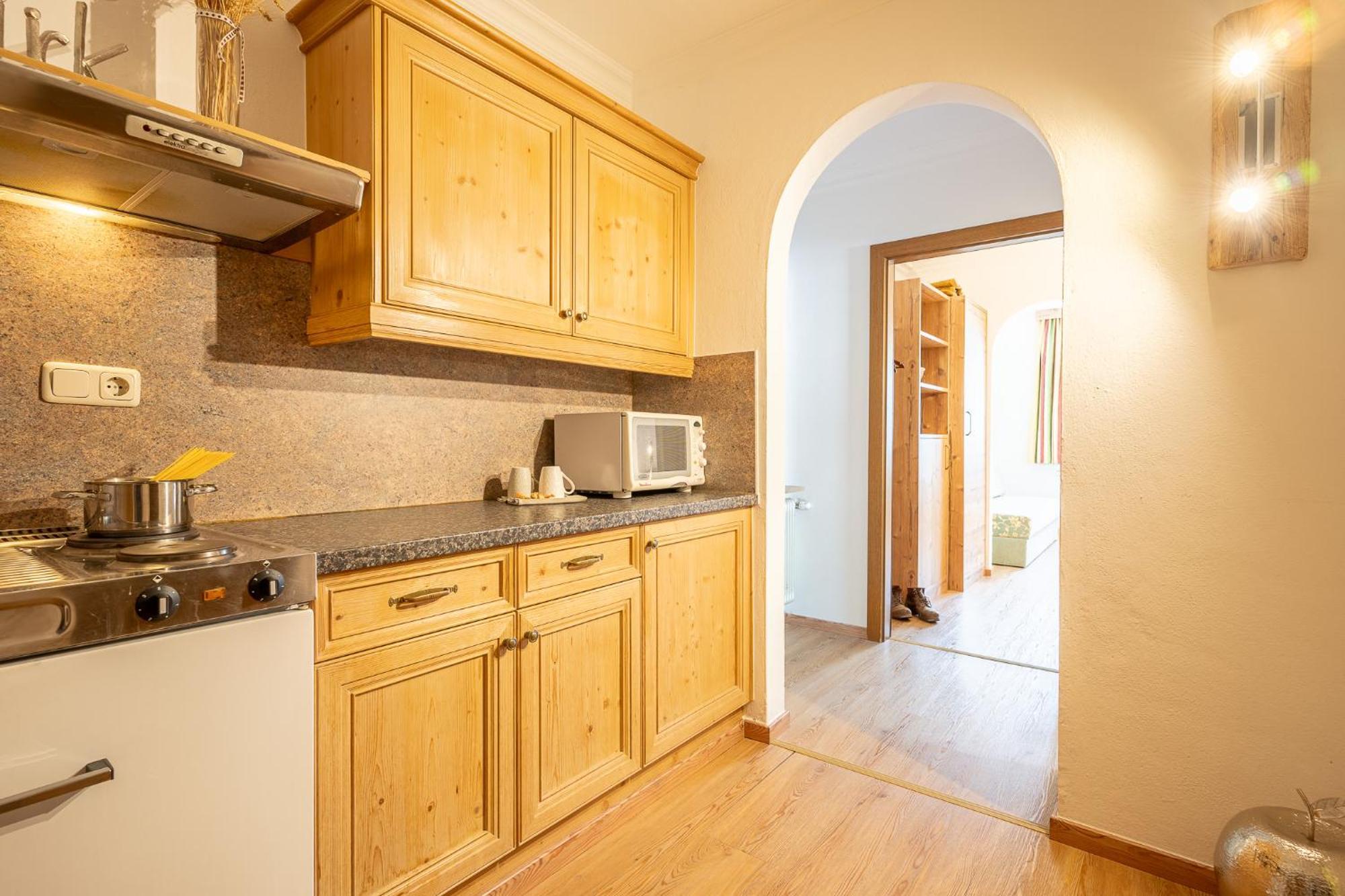 Hotel Eschenhof & Apartments Fulpmes Dış mekan fotoğraf