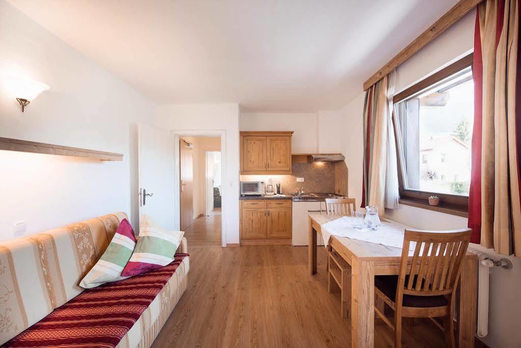Hotel Eschenhof & Apartments Fulpmes Dış mekan fotoğraf